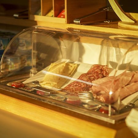 H24 Hotel Le Mans Zewnętrze zdjęcie